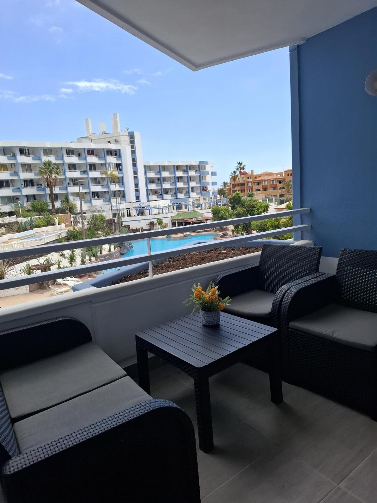 Flora Poolside View Park Апартаменты Сан Мигель